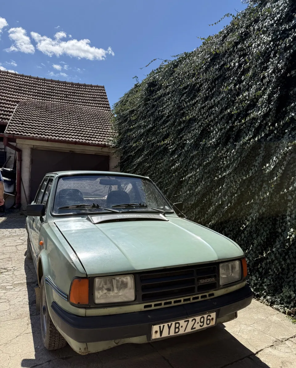 Škoda 120 L 1987