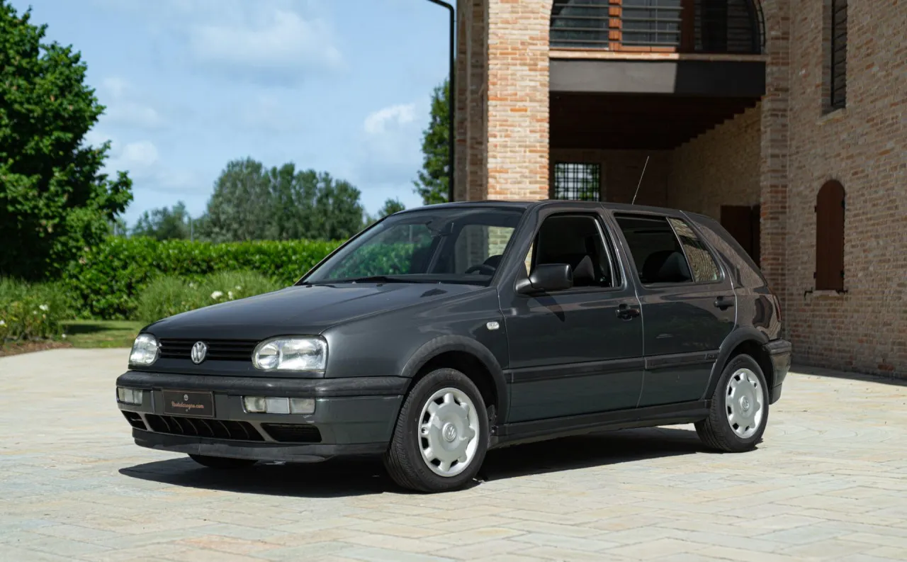 Volkswagen Golf 1.6 GT 1997