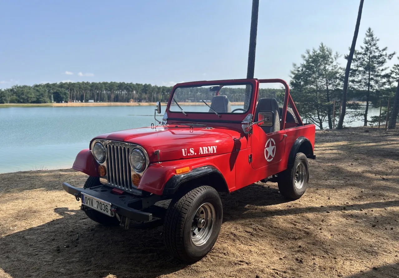 Jeep CJ 1982