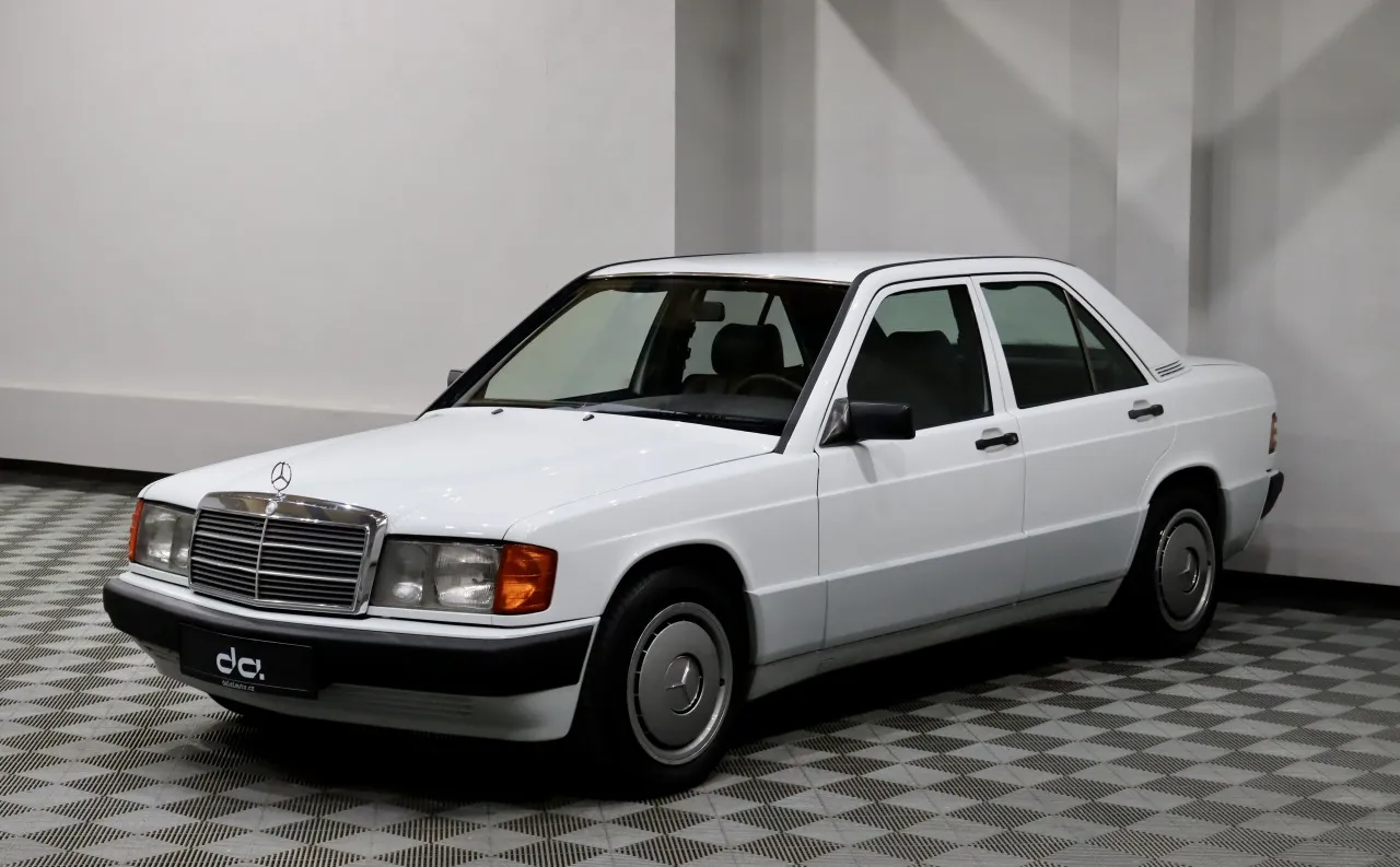 Mercedes-Benz 190 D 2.5 OM602 W201 1990