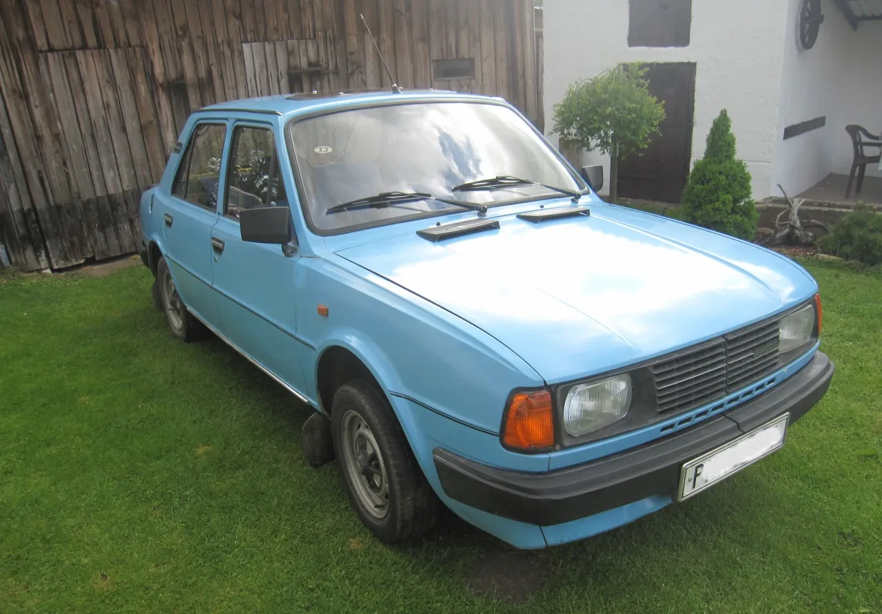Škoda 105 L 1984