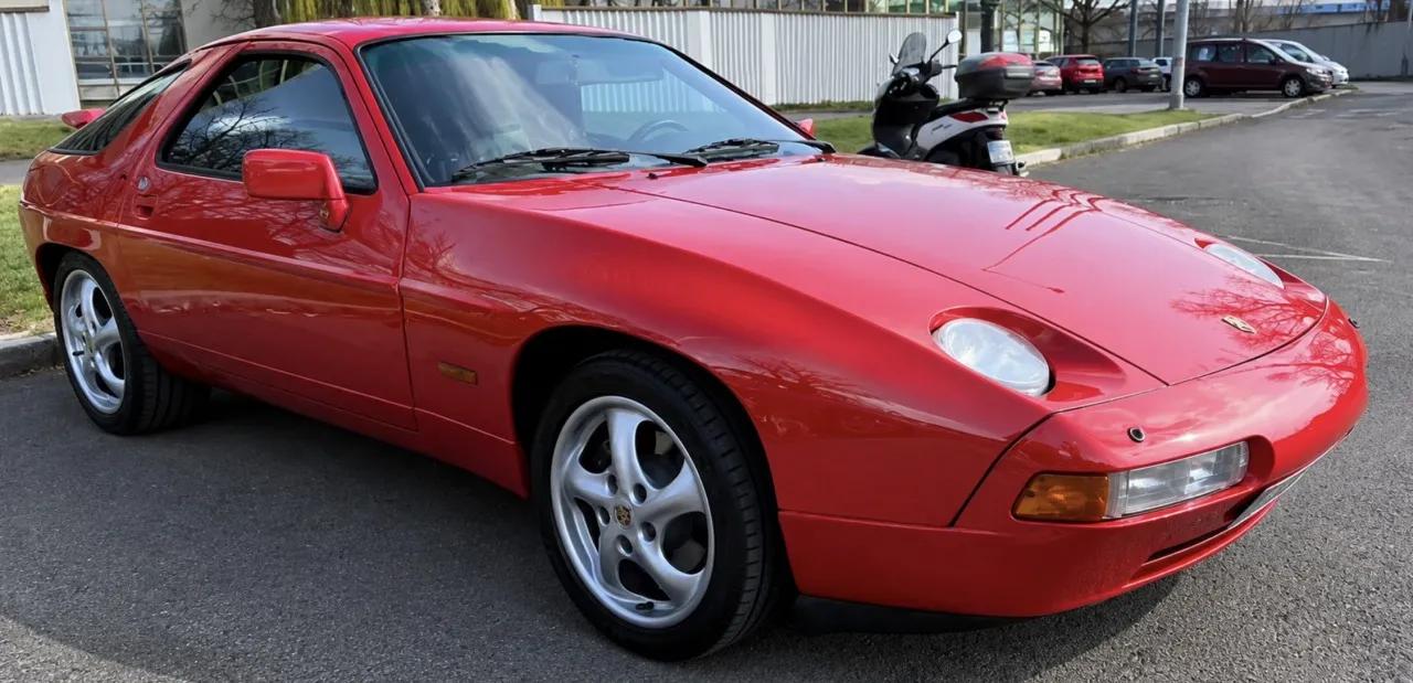 Porsche 928 S4 1988