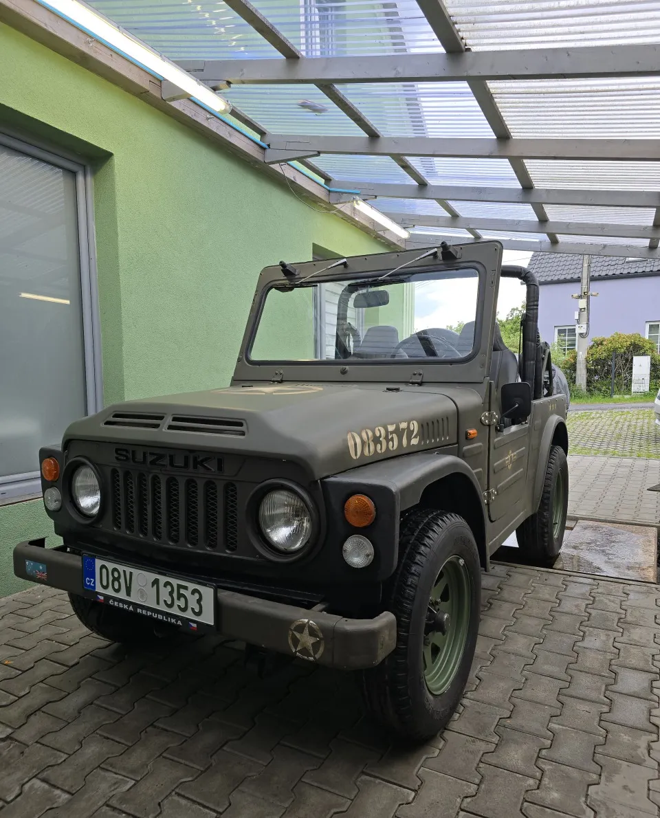 Suzuki LJ80 1983