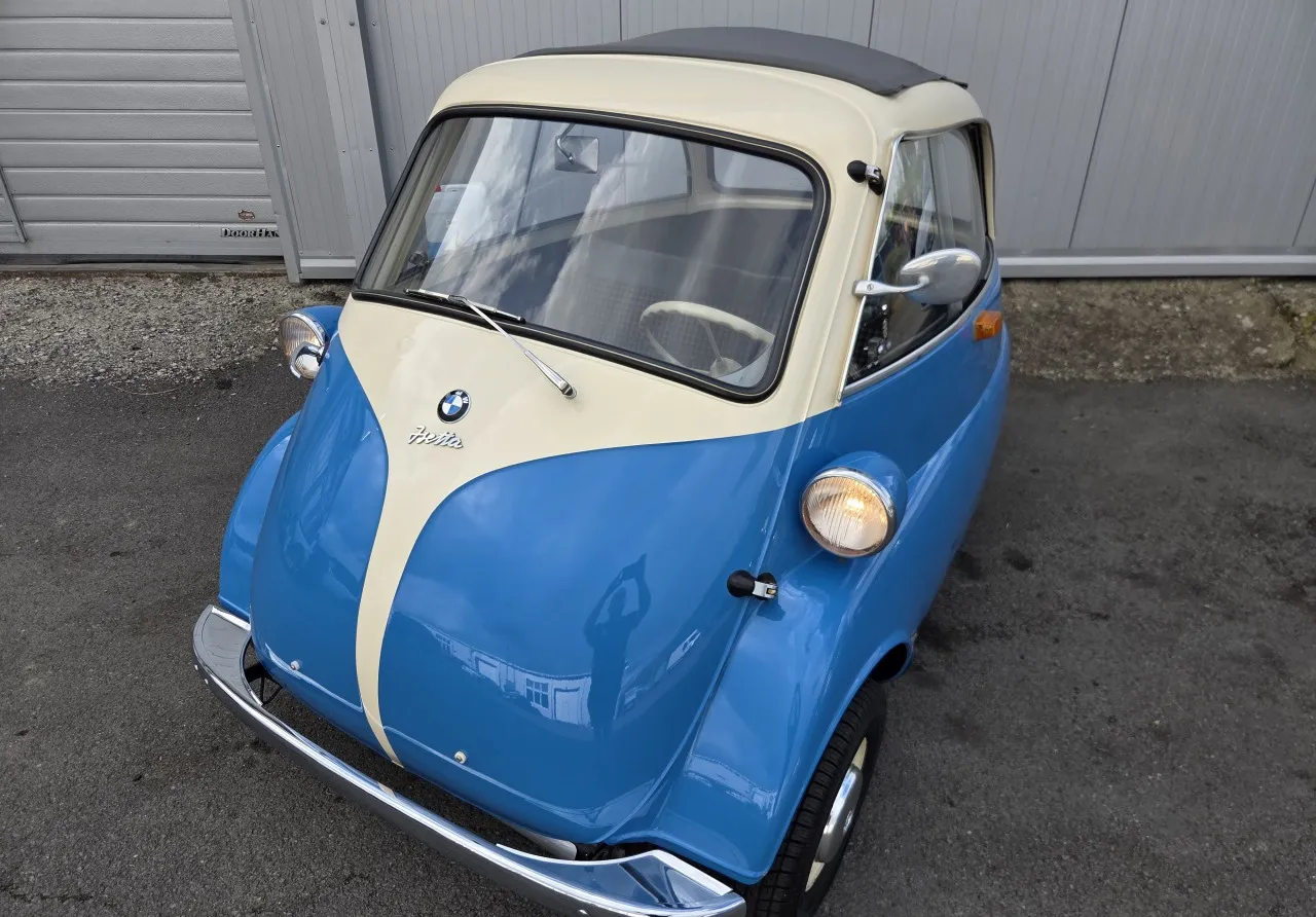 BMW Isetta 250 MOTOCOUPE 1959