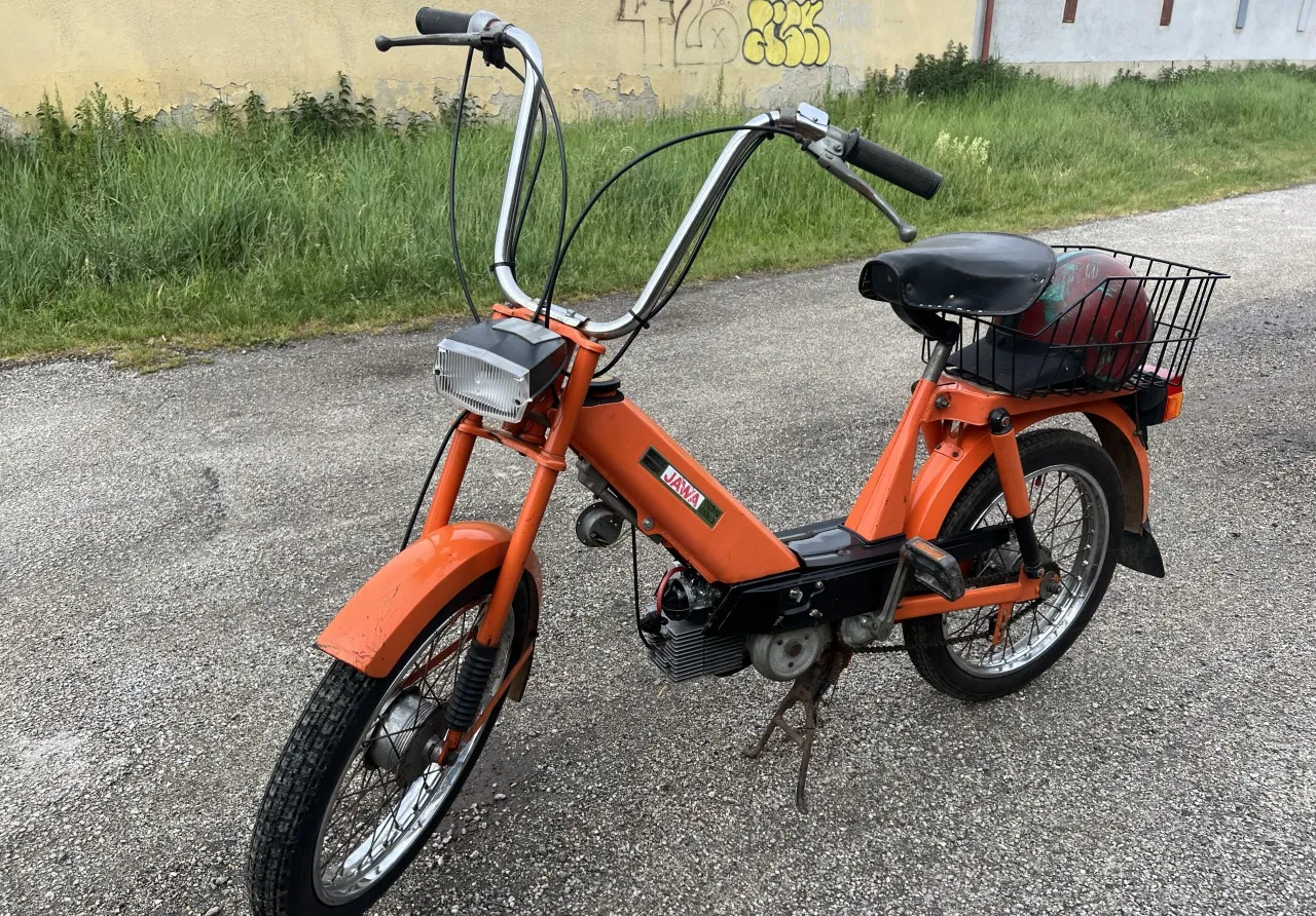 Jawa 207/300 1981