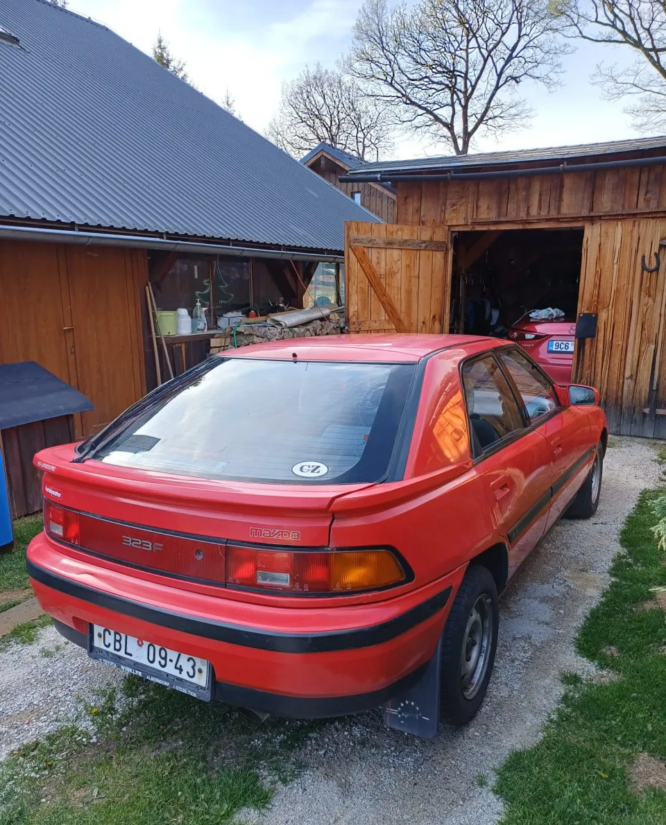 Mazda 323 323F BG 1.8 1992