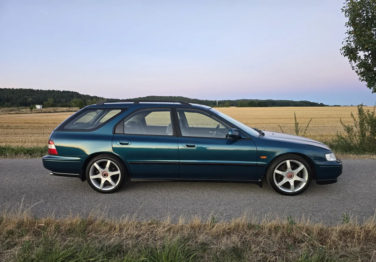 Honda Accord Aerodeck 2.2i ES ČR klima 1996