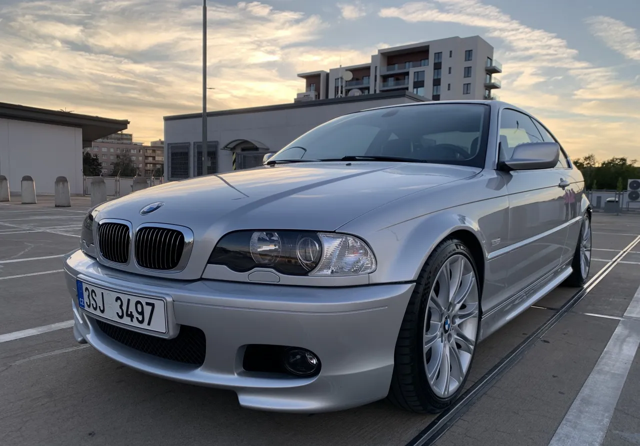 BMW 3 325Ci E46 2001