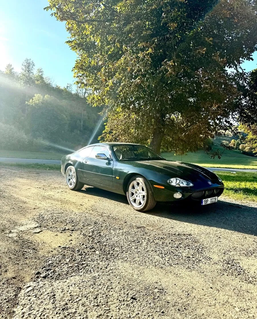 Jaguar XKR 4,0 kompresor 2001