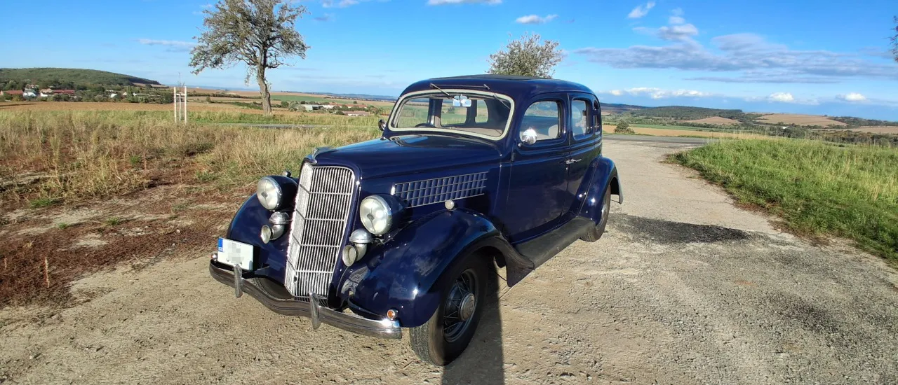 Ford V8 48 1935