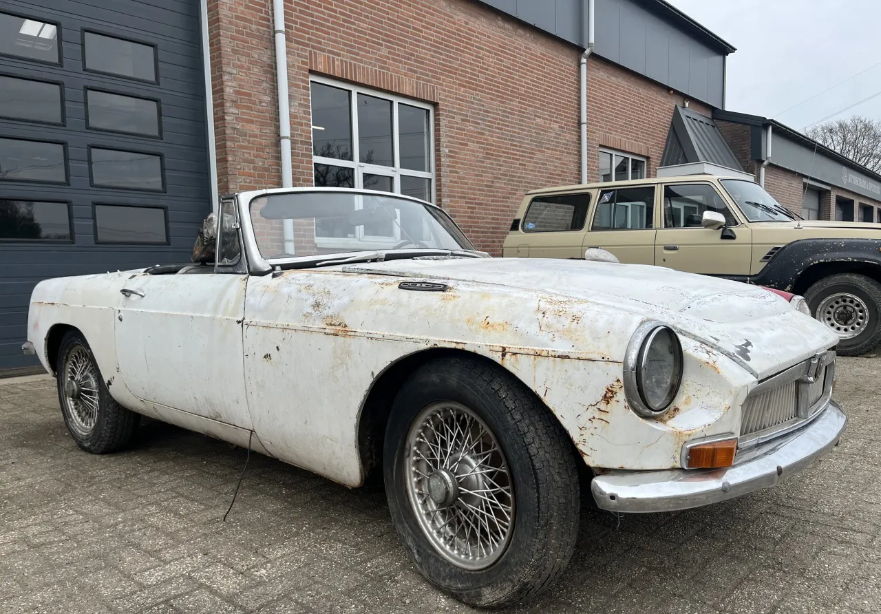 MG MGC roadster 1969