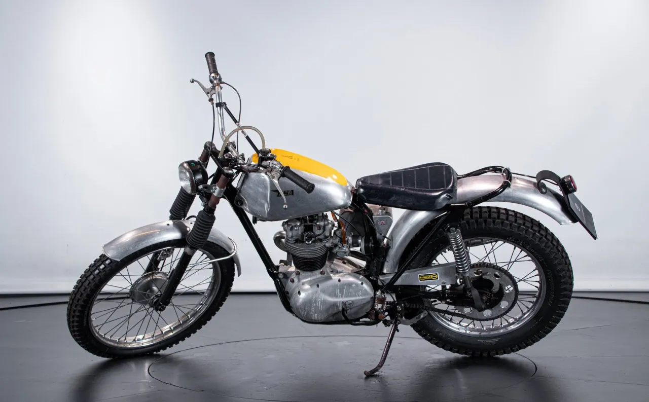 BSA C15 250 C15 TRIAL 1963