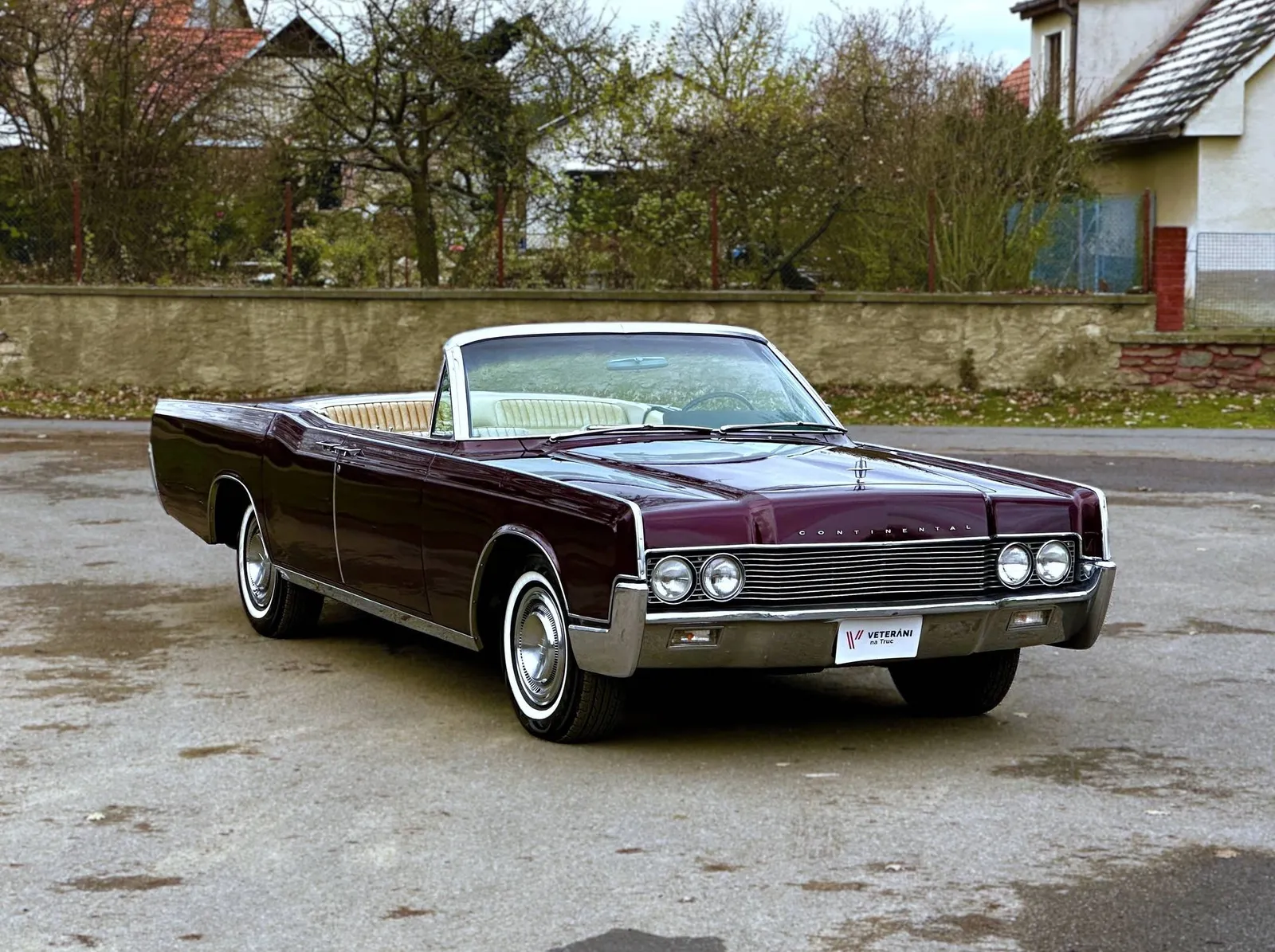 Lincoln Continental