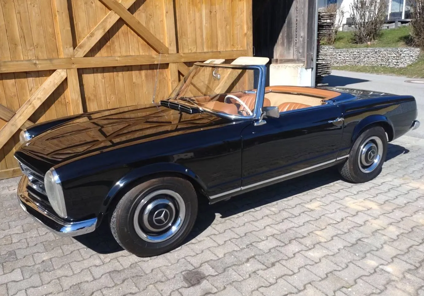 Mercedes-Benz 230 SL Pagode W113