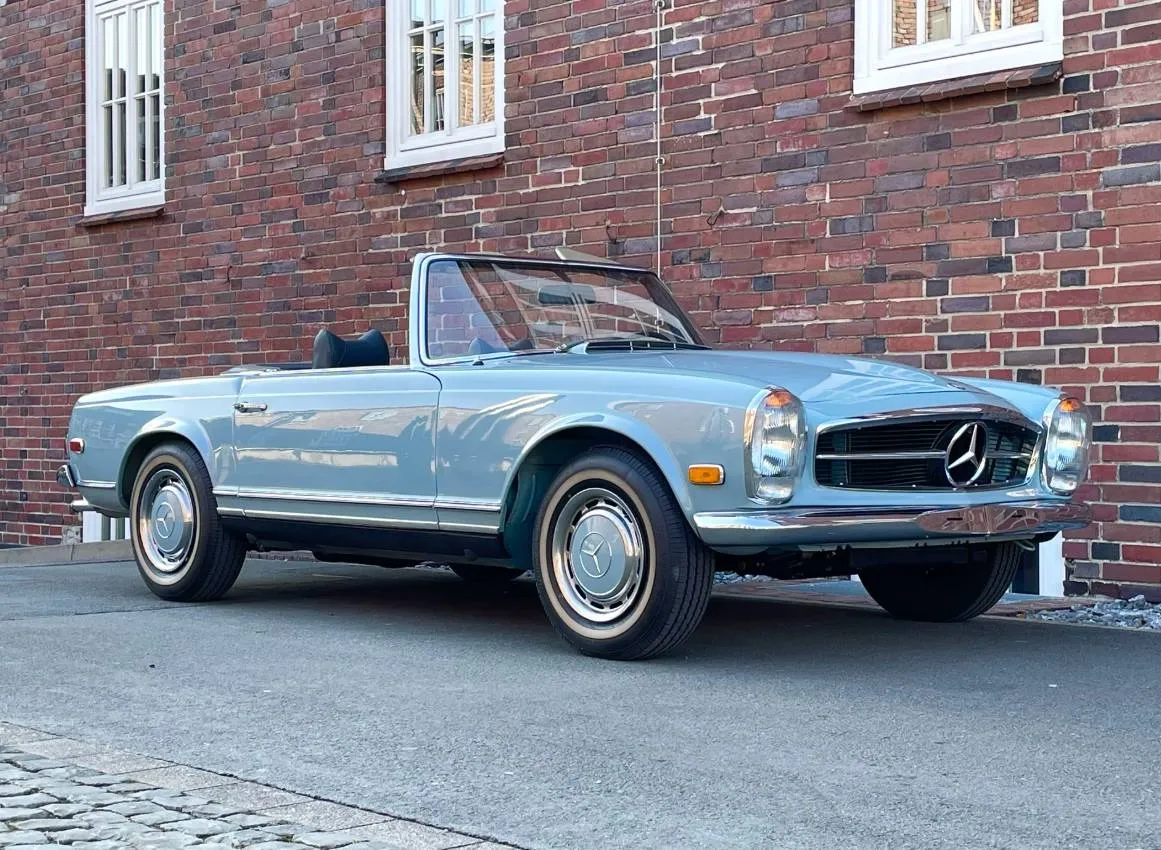 Mercedes-Benz W113 280 SL Pagoda