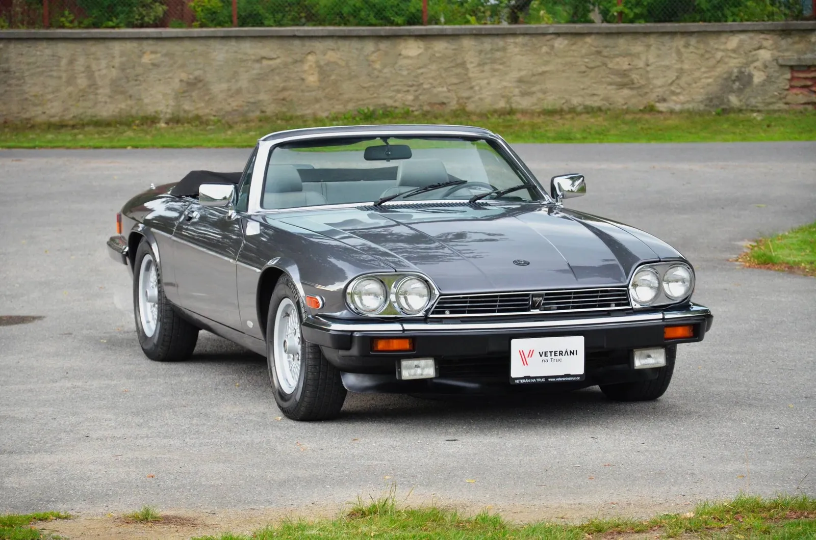 Jaguar XJS V12