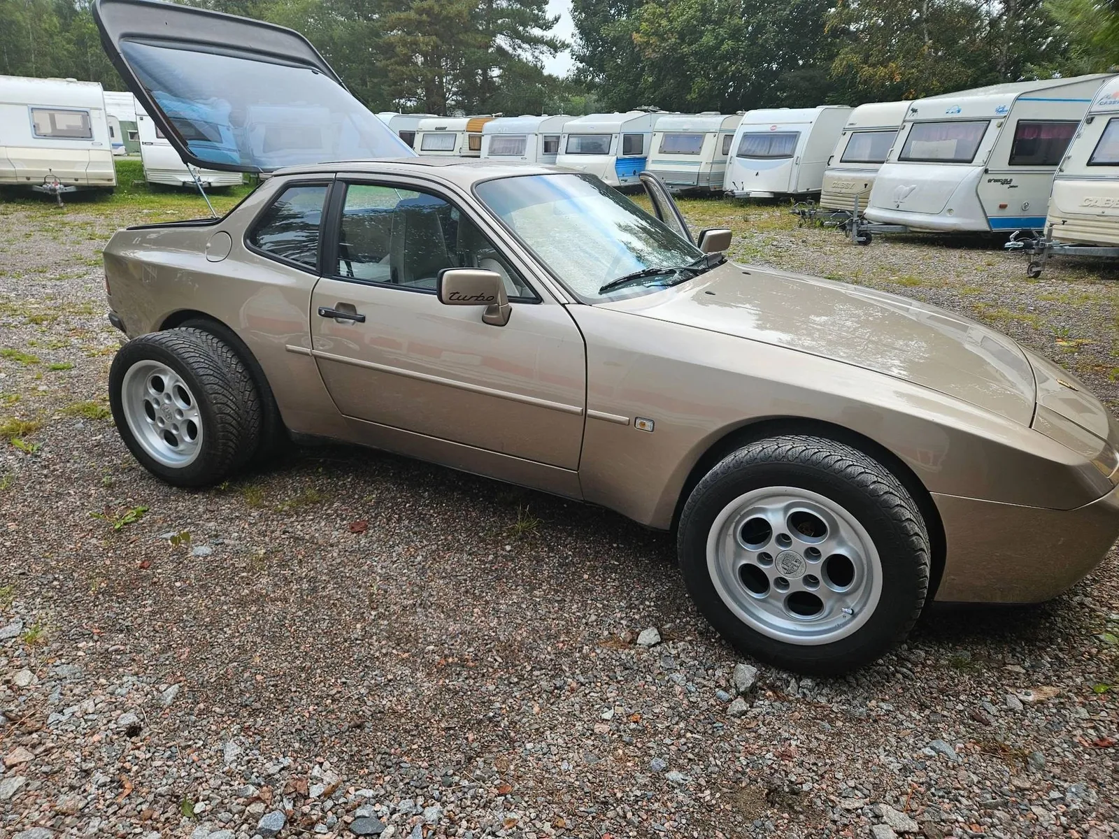 Porsche 944 Turbo