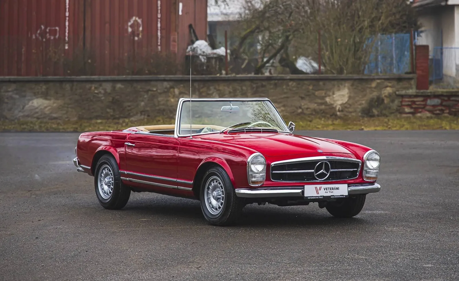 Mercedes Benz 230 SL Pagoda