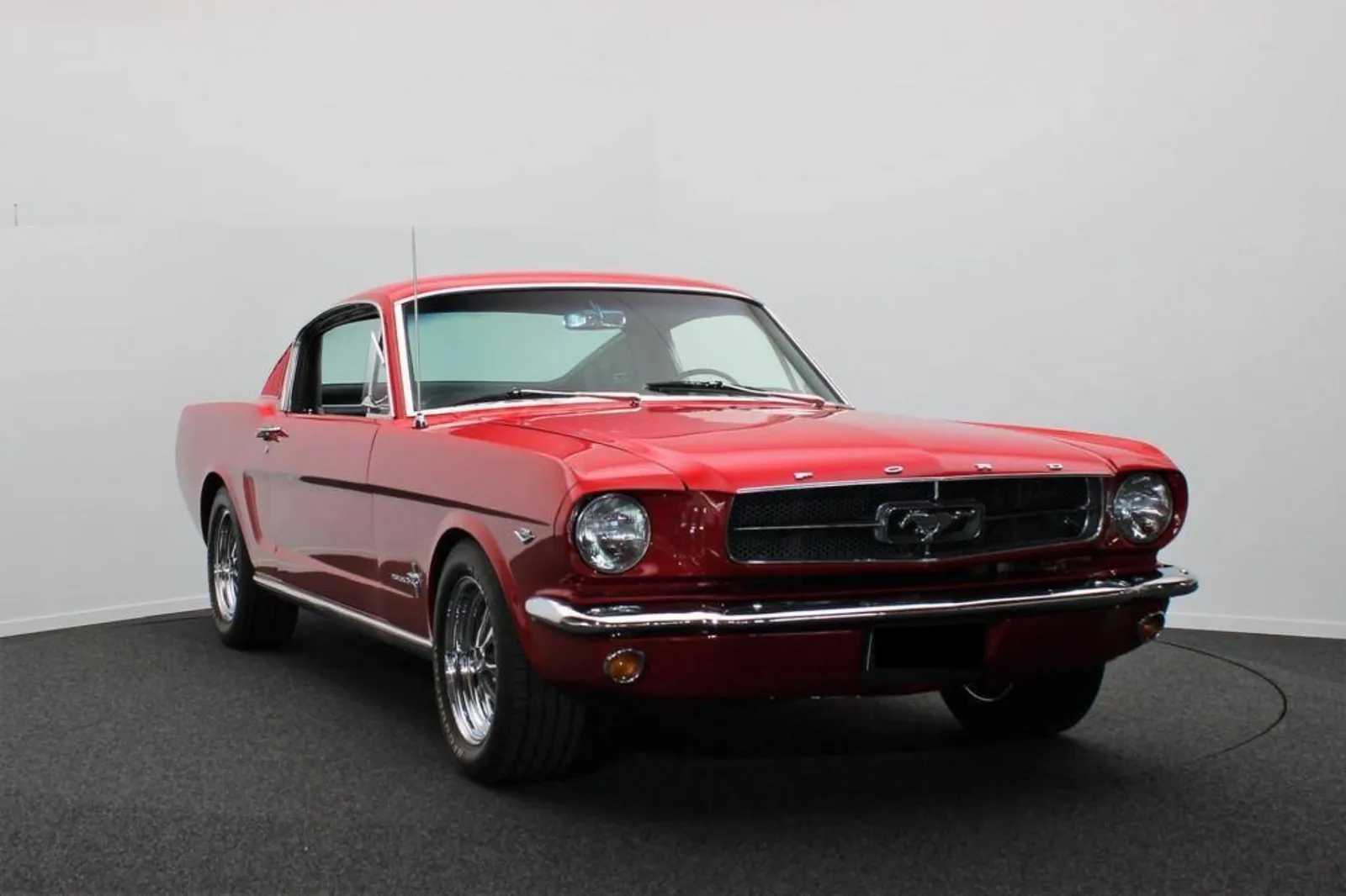 Ford Mustang Fastback C-Code