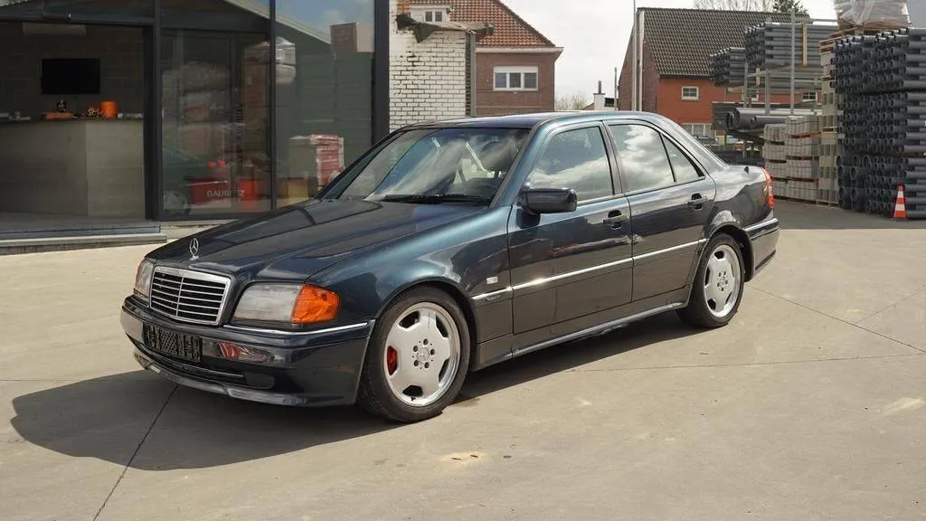 Mercedes-Benz C36 AMG