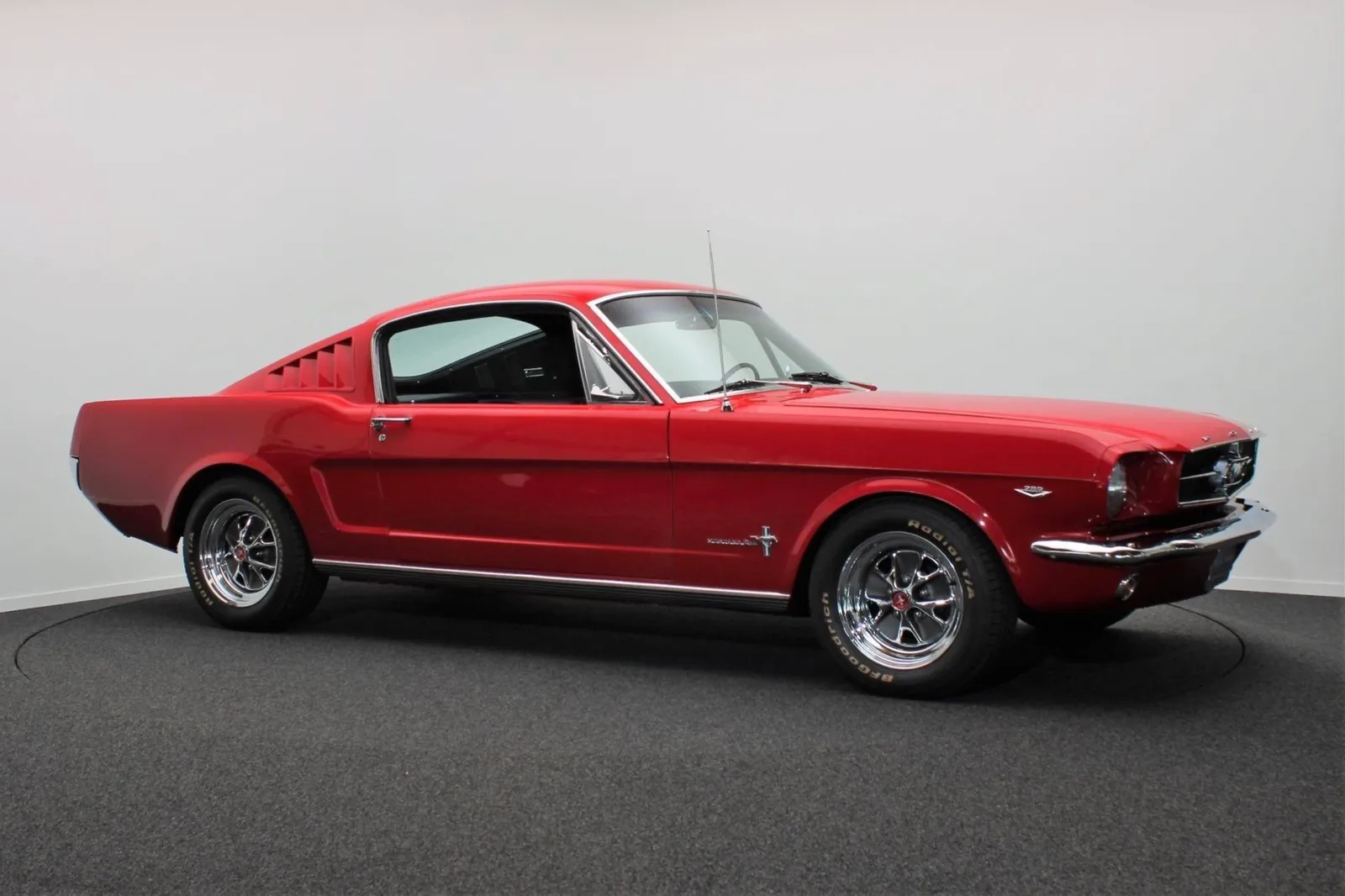 Ford Mustang Fastback C-Code