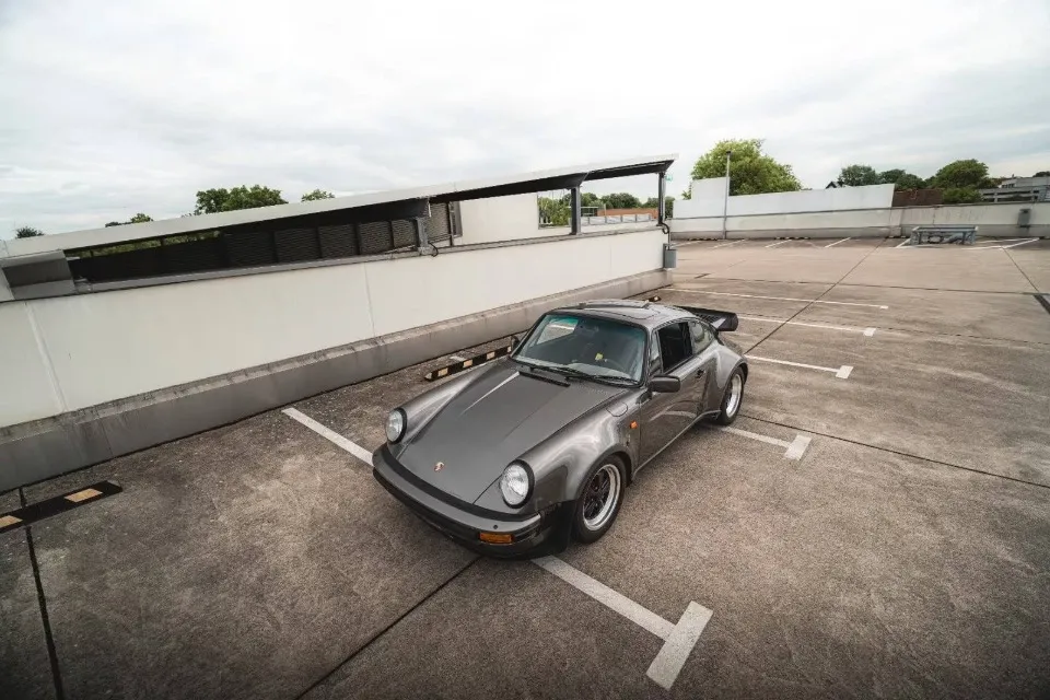 Porsche 930 Turbo
