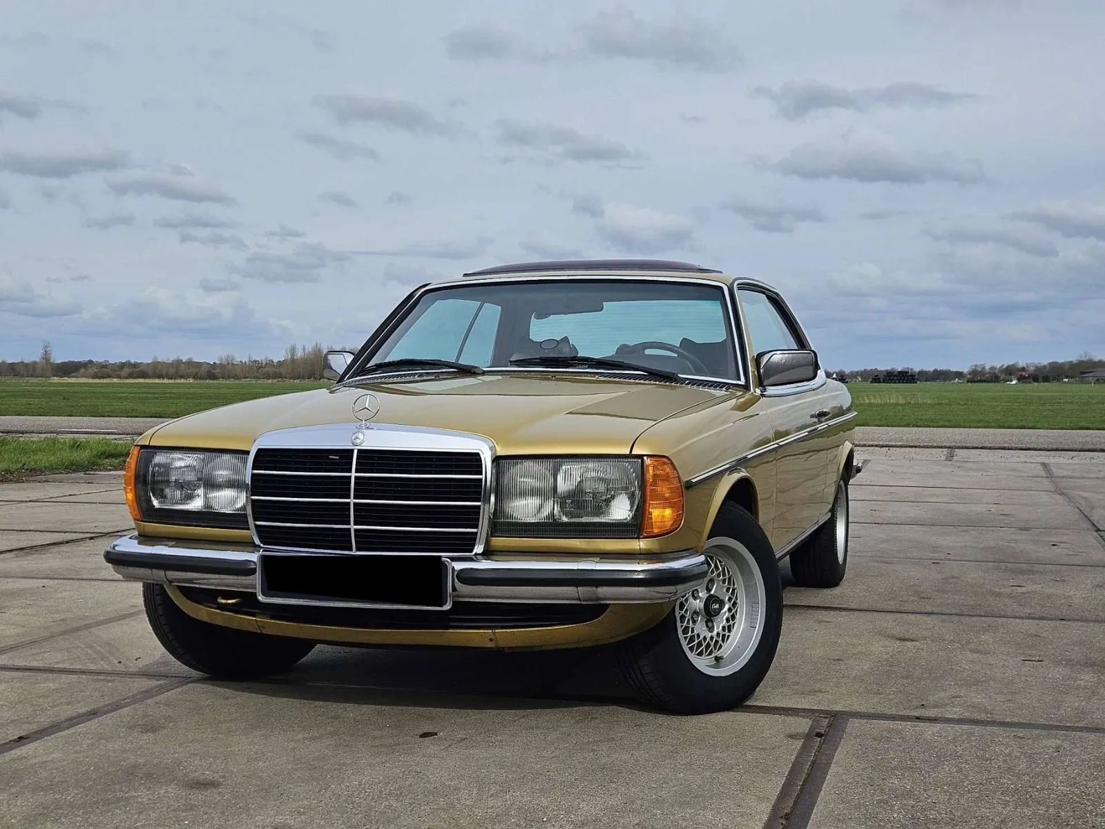 Mercedes-Benz CE 280
