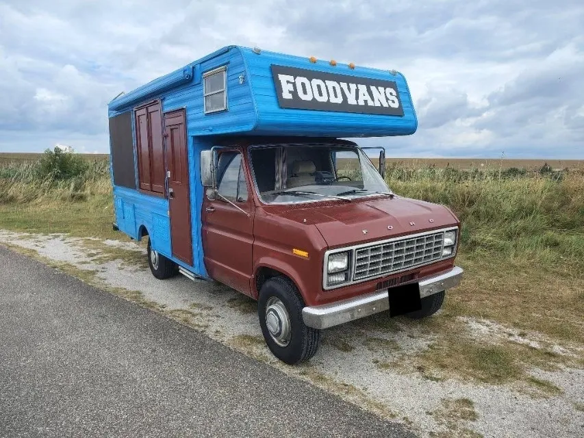 Ford Econoline 200 Foodtruck