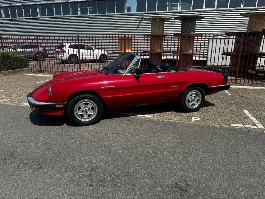 Alfa Romeo Spider Veloce